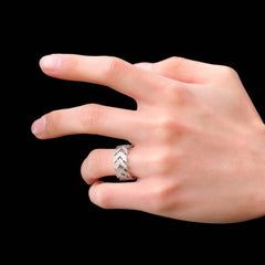 Men's Vintage V-shaped Arrow Zircon Ring