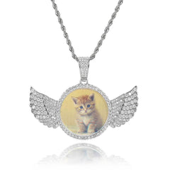 Men's Angel Wings Round Frame Pendant Necklace